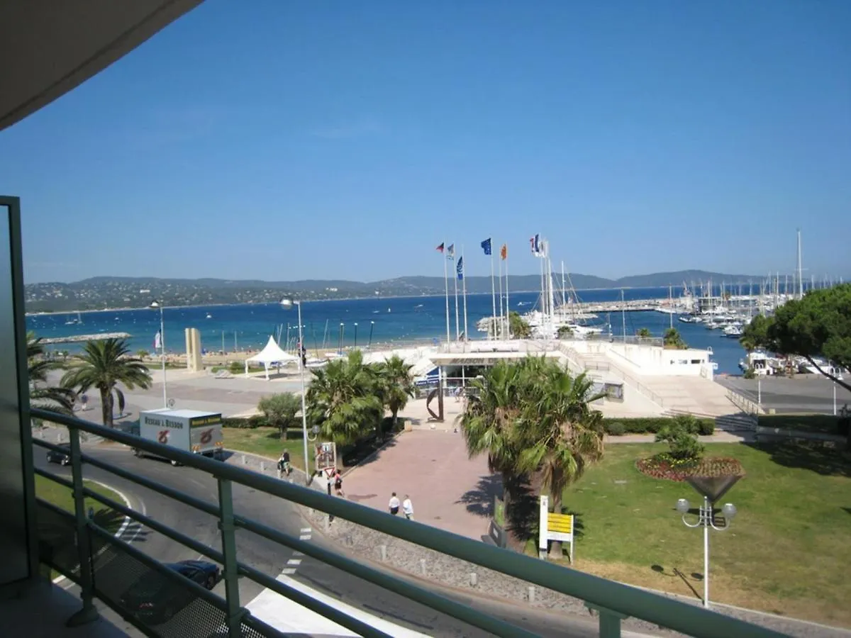 Charmant T2 Cabine 40M², Centre-Ville, Balcon, Clim, Ascenseur, A Cavalaire-Sur-Mer - Fr-1-100-224 Apartman